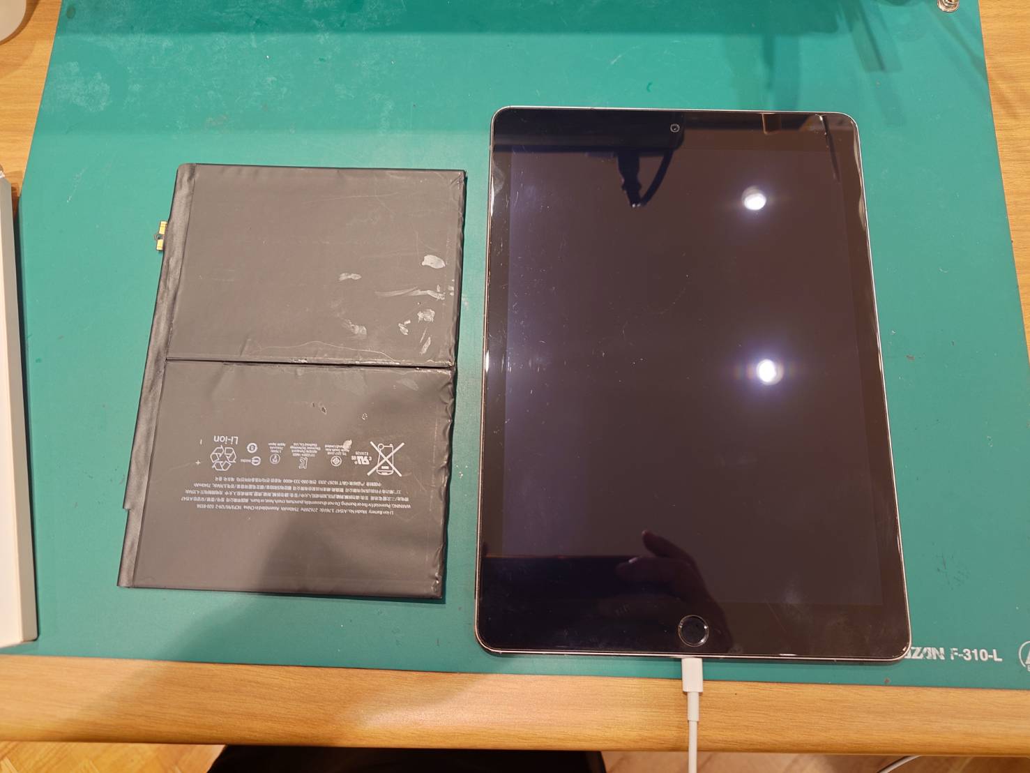 【田町よりご来店】iPad Air2のバッテリー交換をご依頼いただきました！